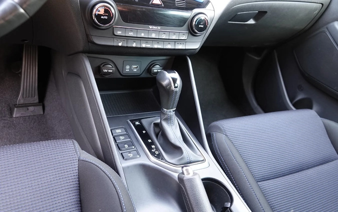 Hyundai Tucson cena 75000 przebieg: 124500, rok produkcji 2016 z Biała Rawska małe 137